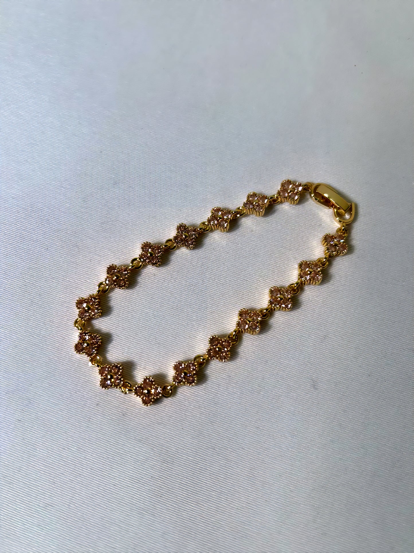 Golden Pink Clover Bracelet