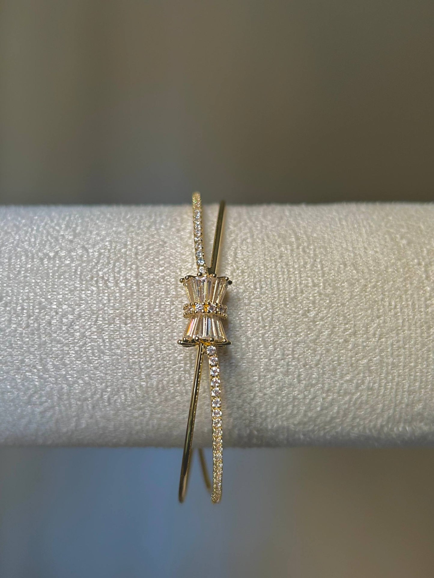 Crystal Ribbon Luxe Bangle