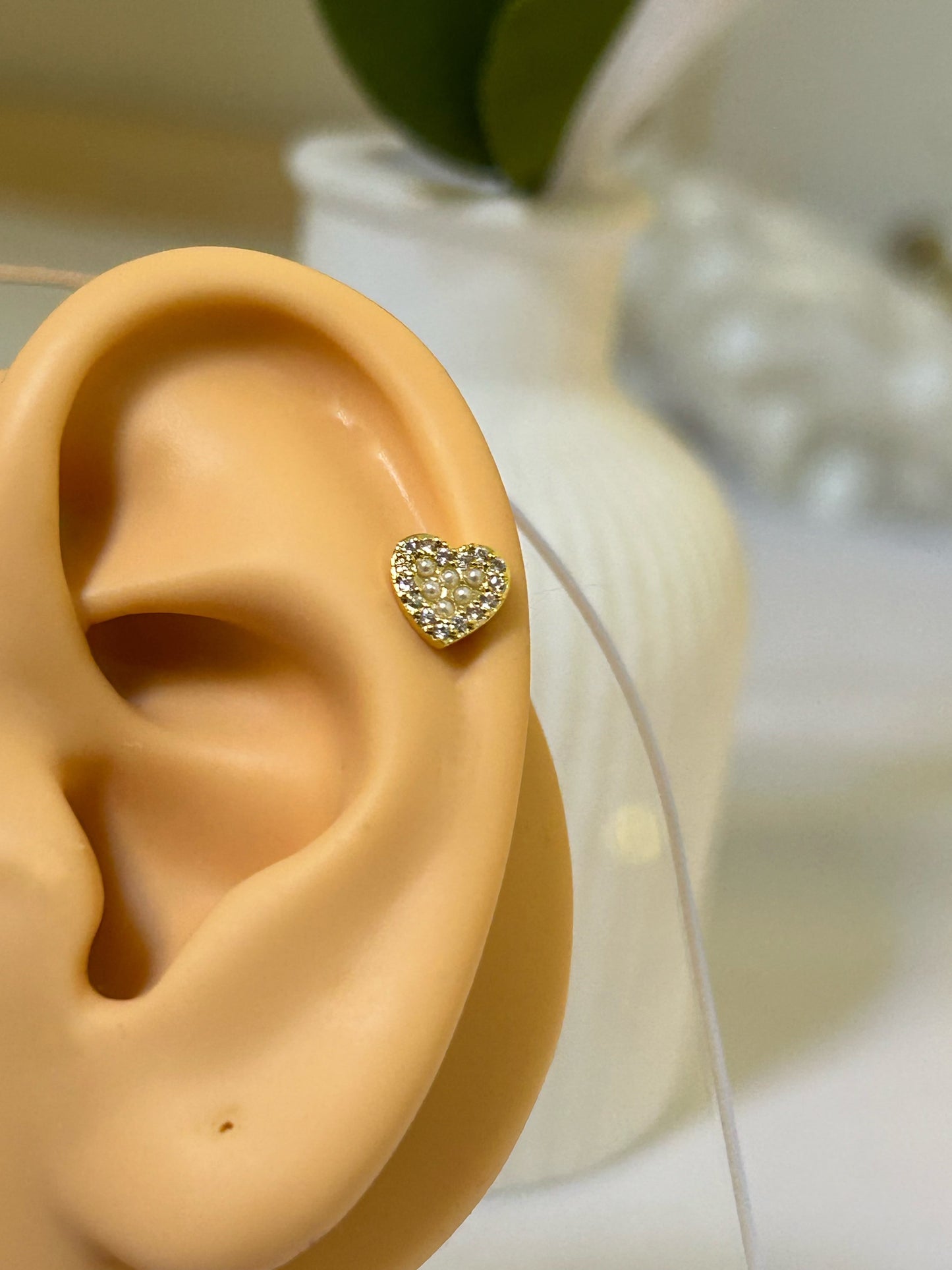 Romantic Pearl & Crystal Heart Piercing