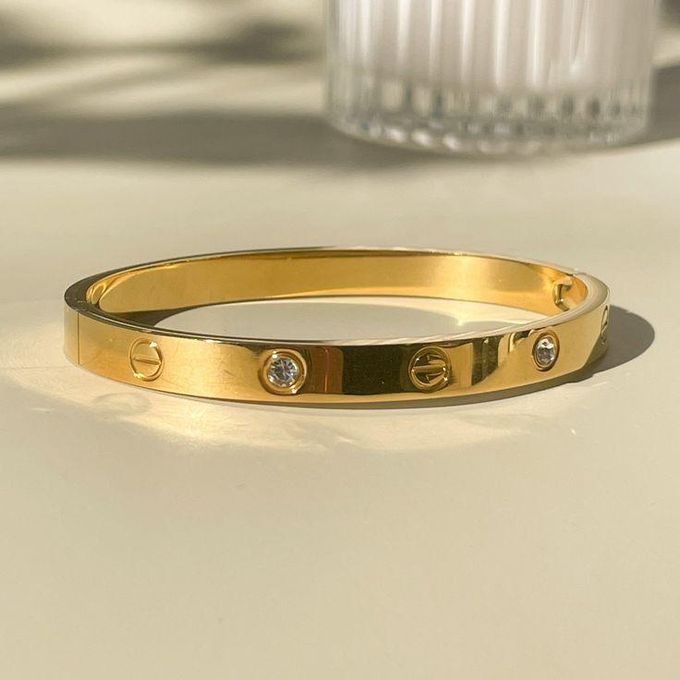 Elegant Screw Lock Bracelet