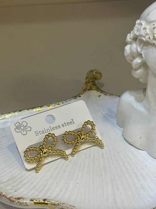 Dainty Fiyonka Studs