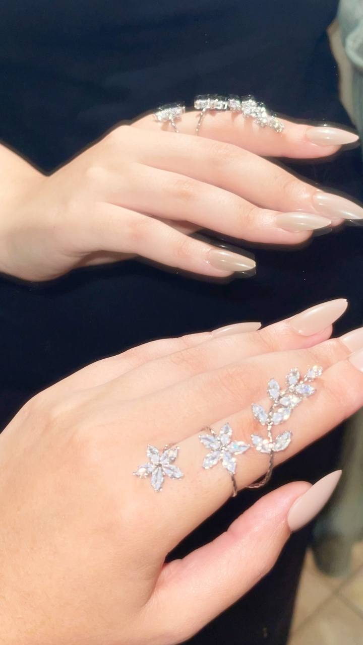 Silver Floral & Vine Full Finger Ring