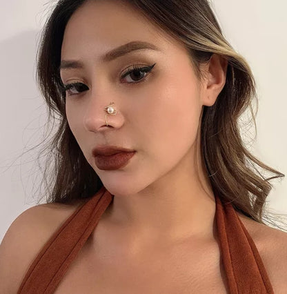 Sculpted Pearl Nose Ring