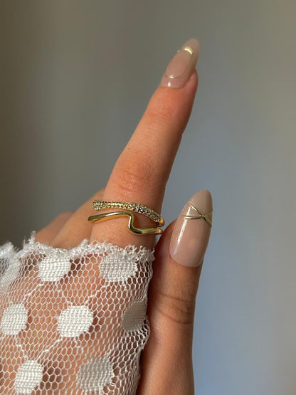 Sparkling Wave Ring
