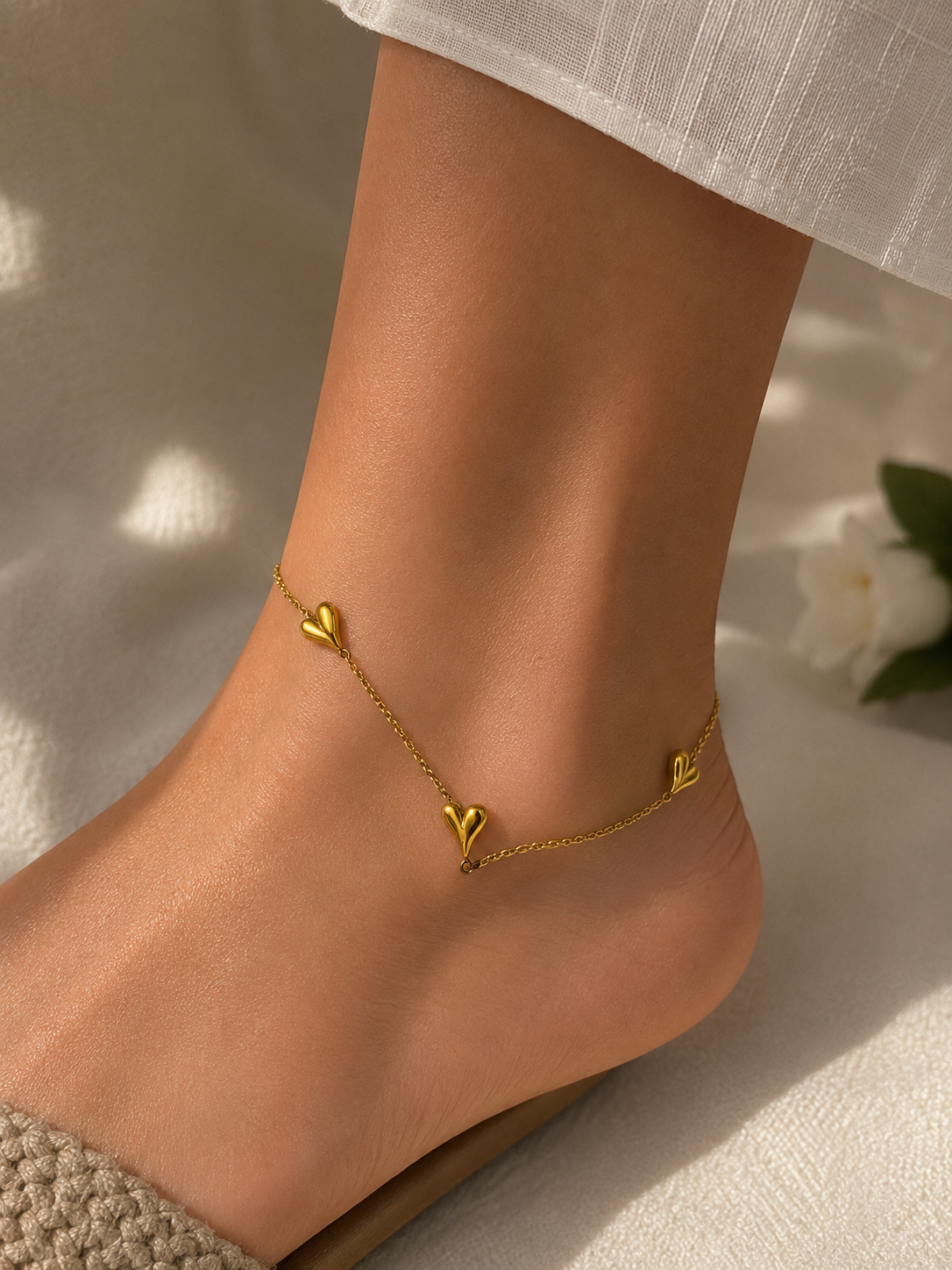 Dainty Puffy Heart Anklet