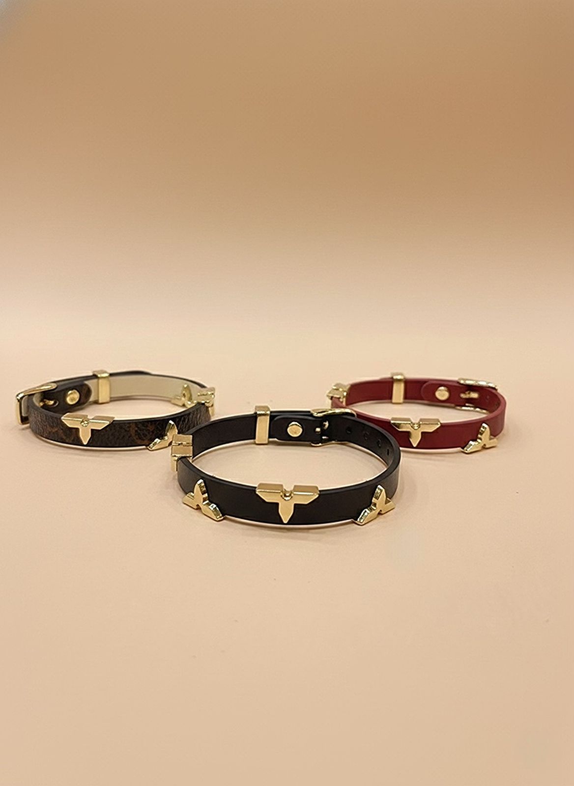 Elegant Buckle Leather Cuff