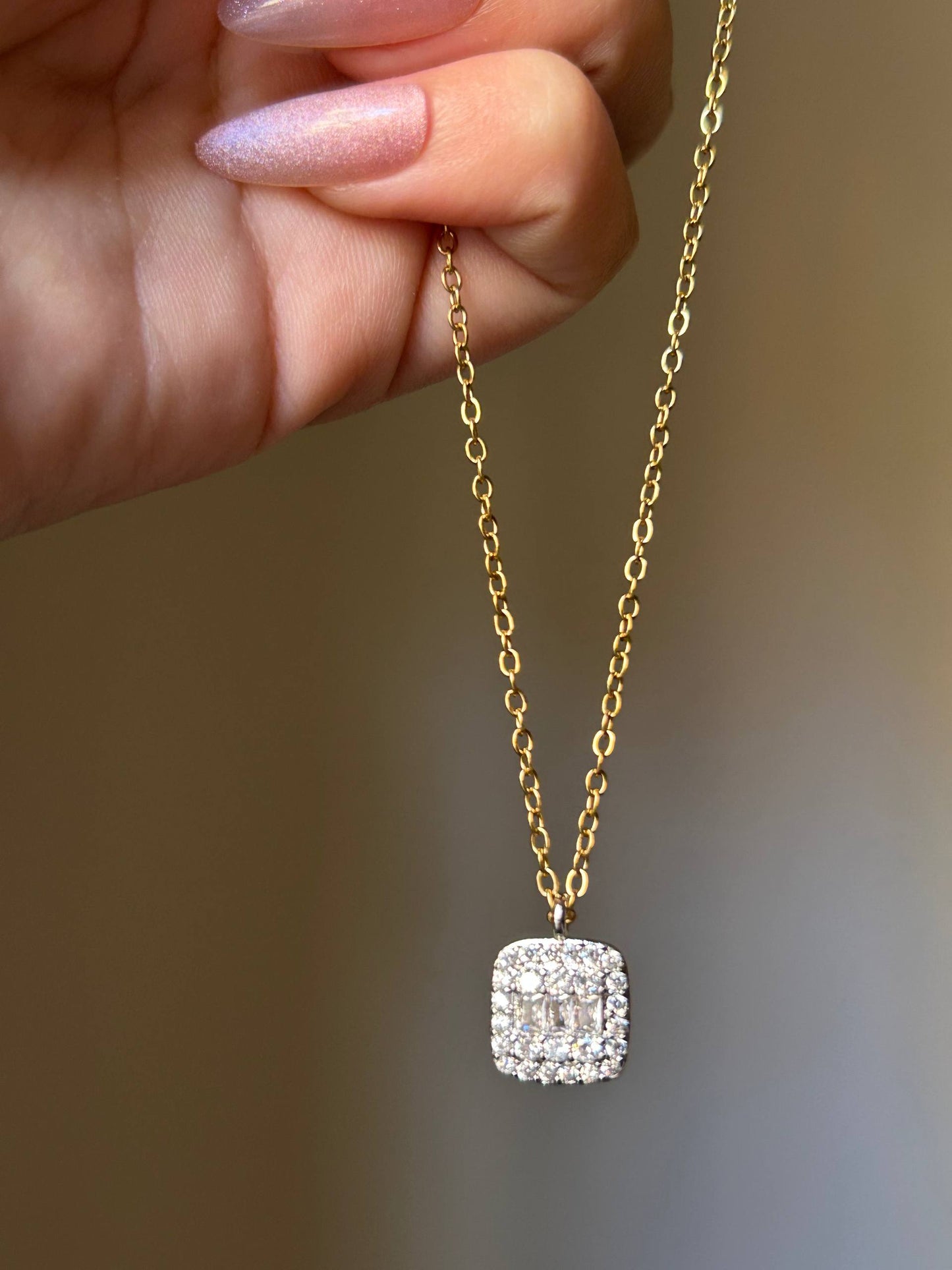 Sparkling Square Solitaire