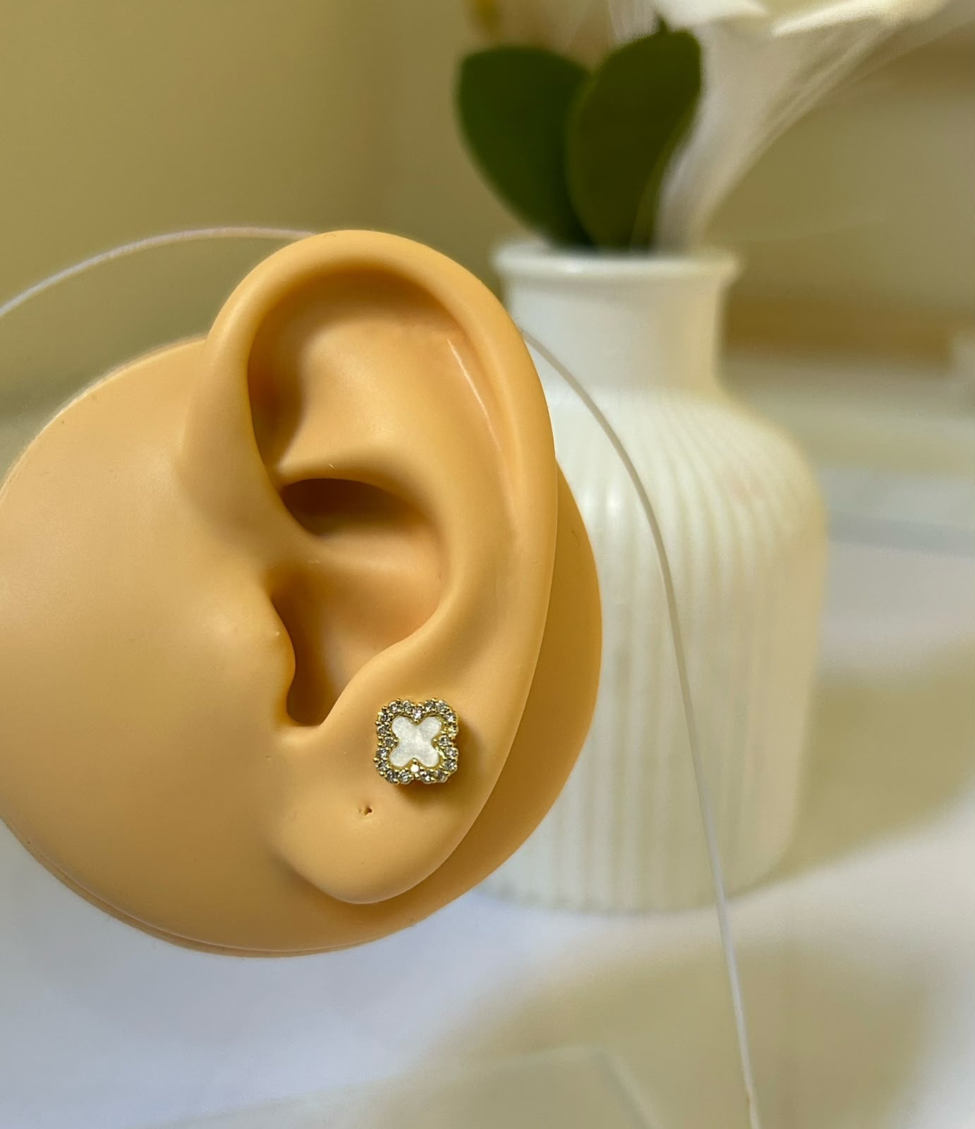 Luxe Mother-of-Pearl Clover Piercing