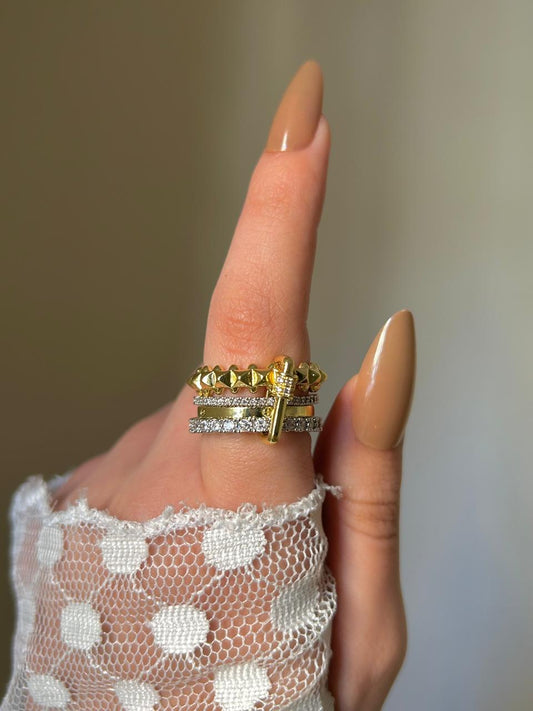 Edge Capsule Stack Ring