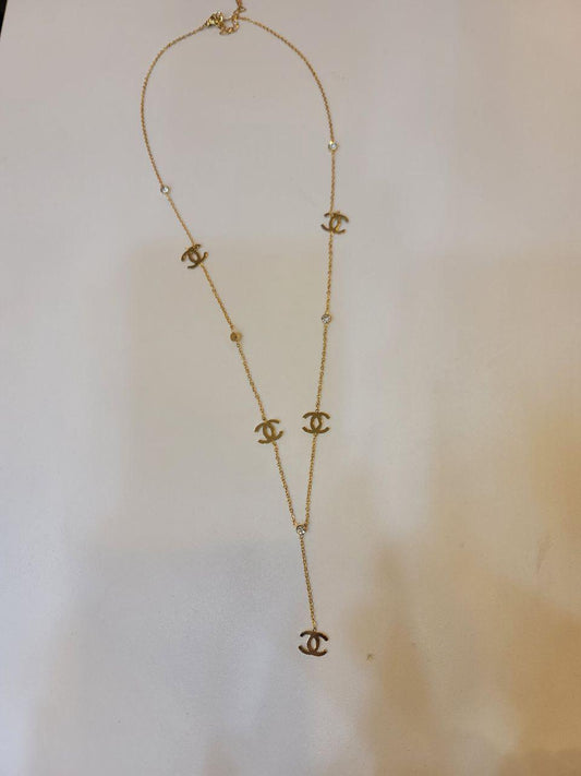 Petite Twin Curve Charm Necklace