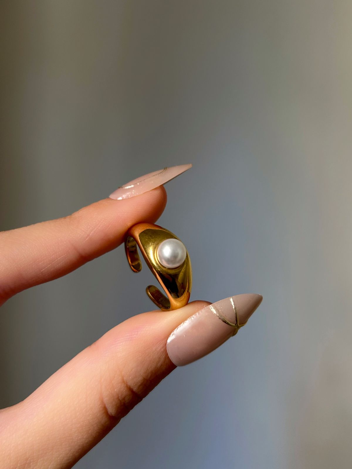 Pearl Gaze Ring