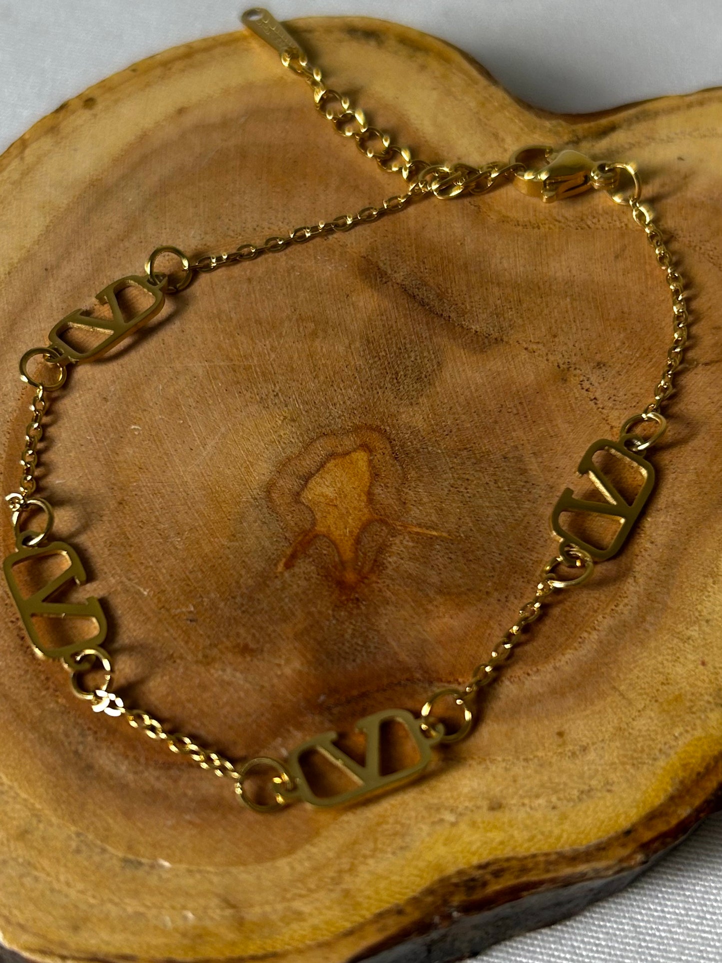 Signature Initial Link Bracelet