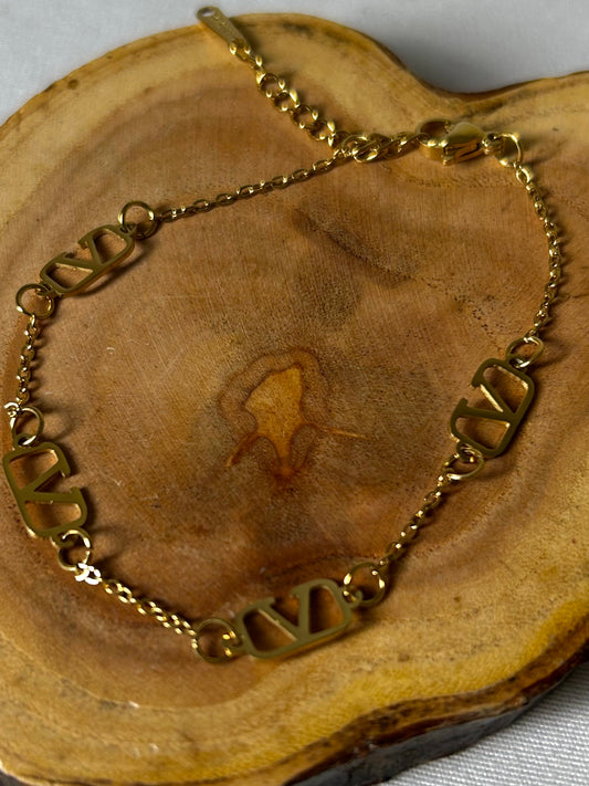 Signature Initial Link Bracelet