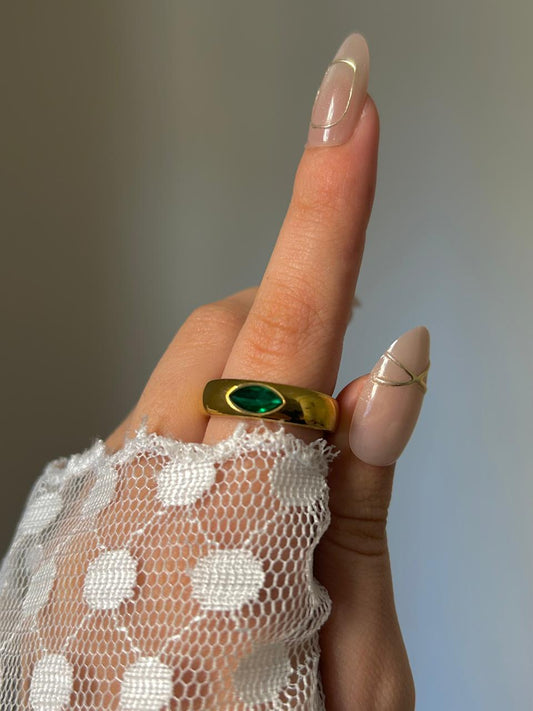 Emerald Queen Ring