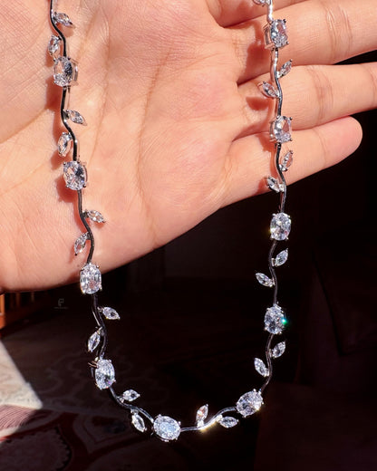 Tulip Vine Necklace