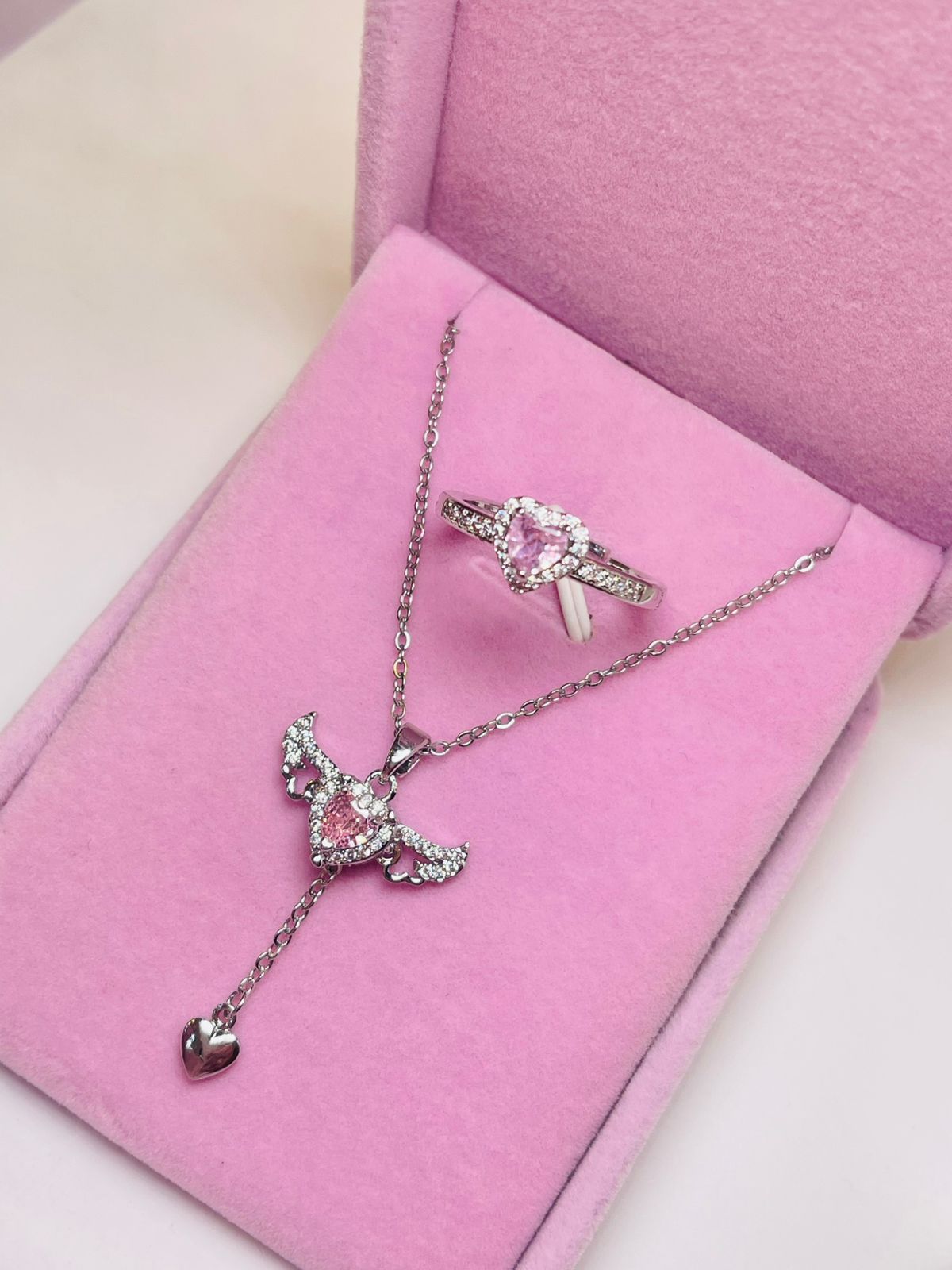 Angel Heart Set
