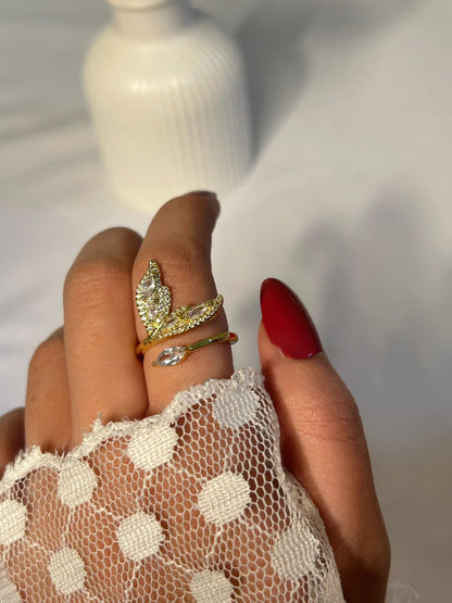 Sparkling Mermaid Tail Ring