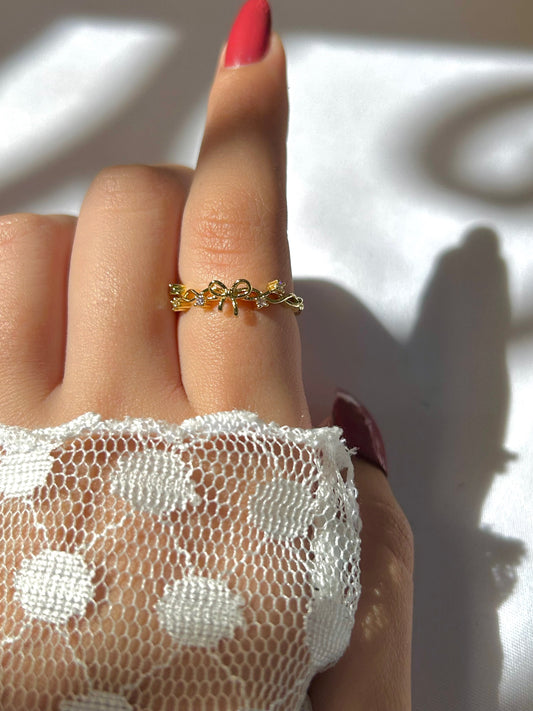 Golden Ribbon Sparkle Ring
