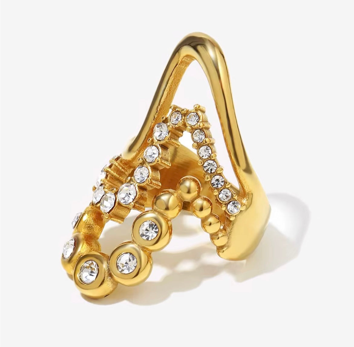 Sparkling Wavy Zircon Ring