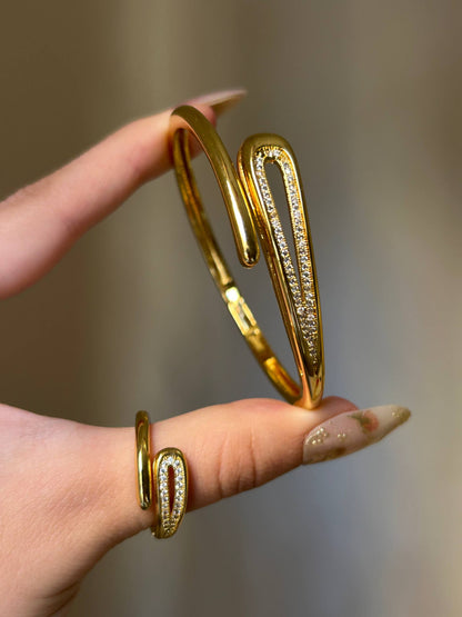 Sparkling Spiral Cuff Set