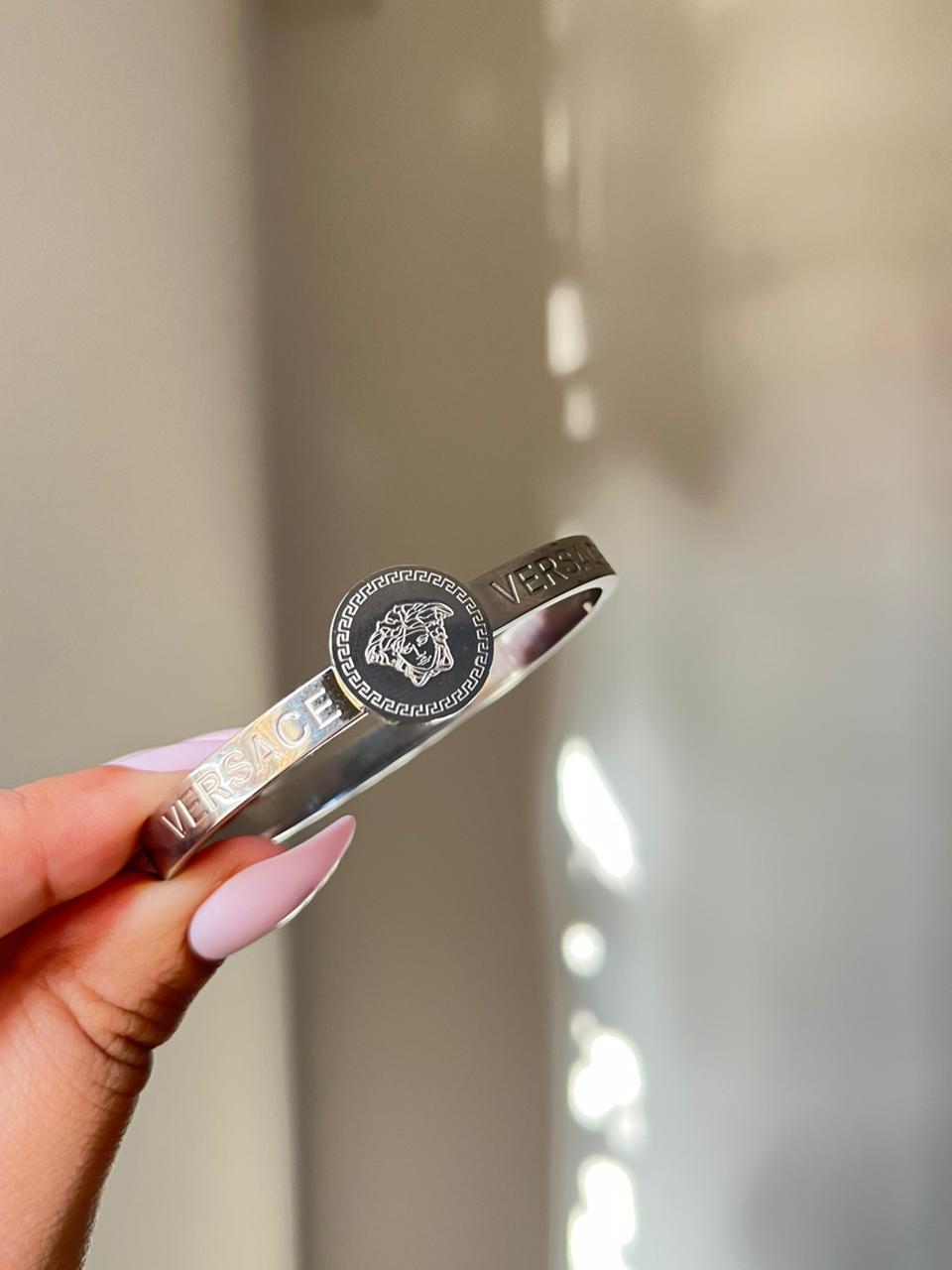 Iconic Medusa Emblem Bangle