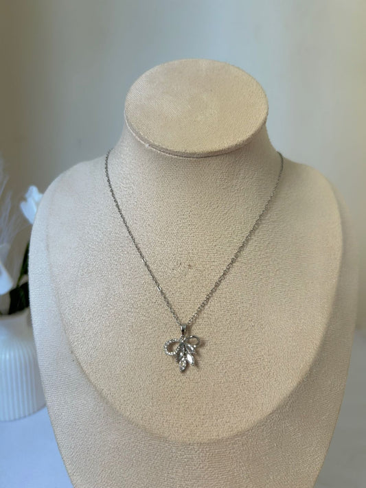 Sparkling Ribbon Bow Necklace