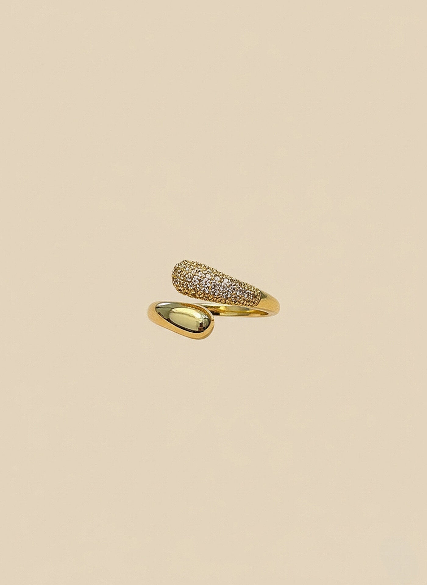 Sparkling Golden Drop Ring