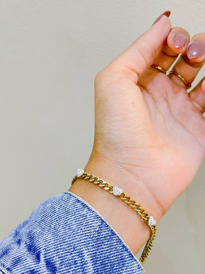 Sparkling Hearts Link Bracelet