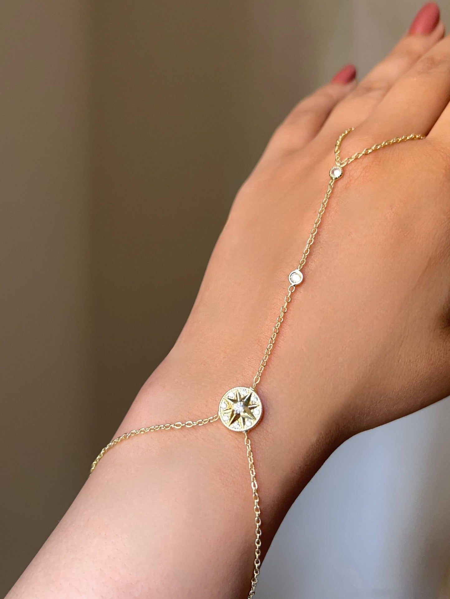 Enchanted Compass Hand Chain