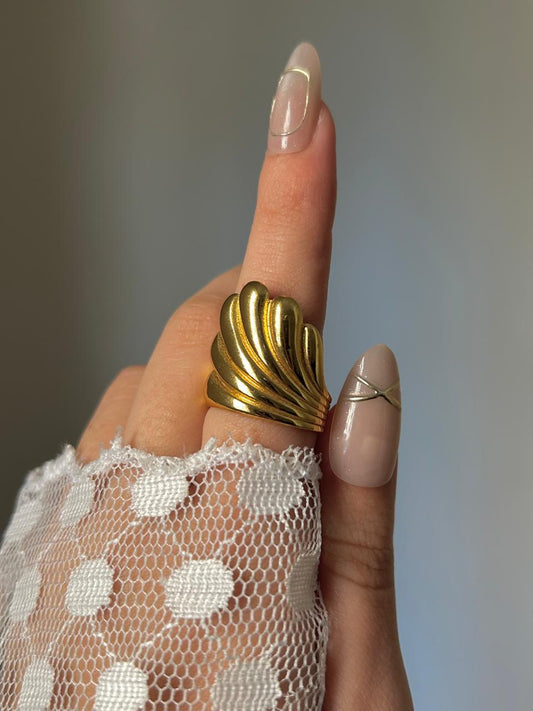 Wavy Gold Ring