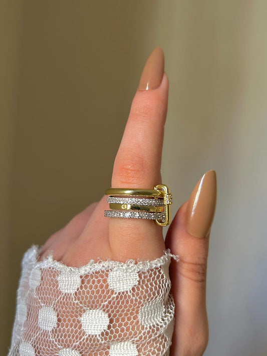Versatile Capsule Link Ring