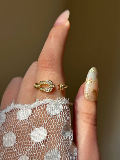 Sparkling Lucky Horseshoe Ring