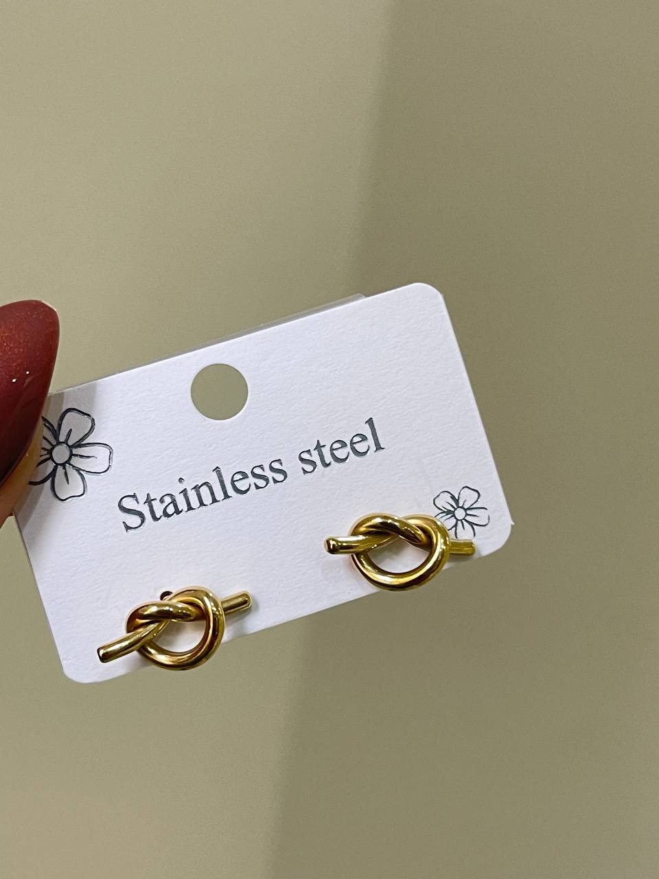 Golden Knot Studs