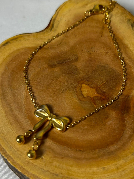Golden Bow Bracelet