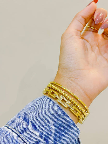 Royal Glow Stainless Bangle