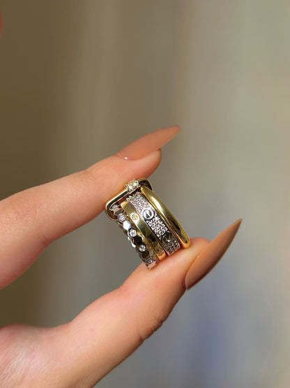 Iconic Mixed Capsule Ring