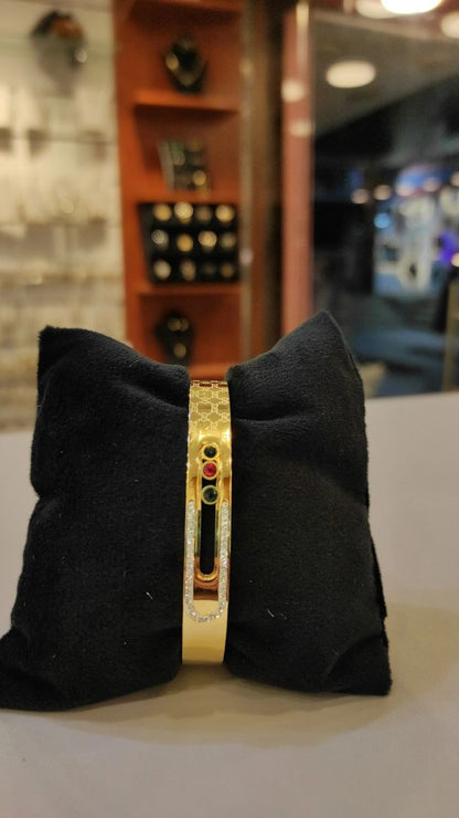 Dynamic Gem Cuff