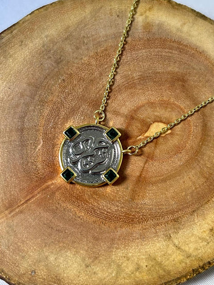Enta Omri Heritage Pendant