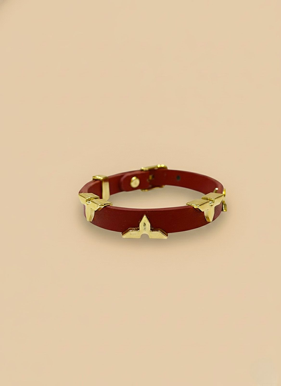 Elegant Buckle Leather Cuff