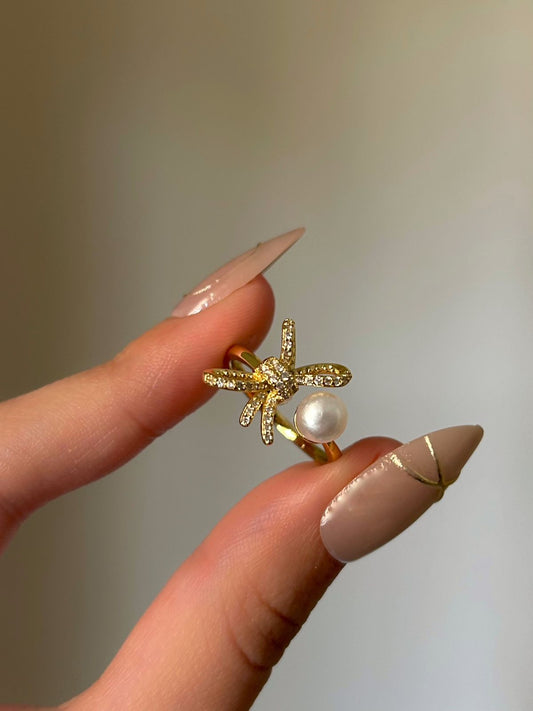 Gilded Bow Pearl Ring