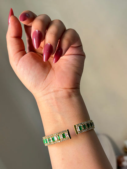 Emerald Elegance Adjustable Bracelet