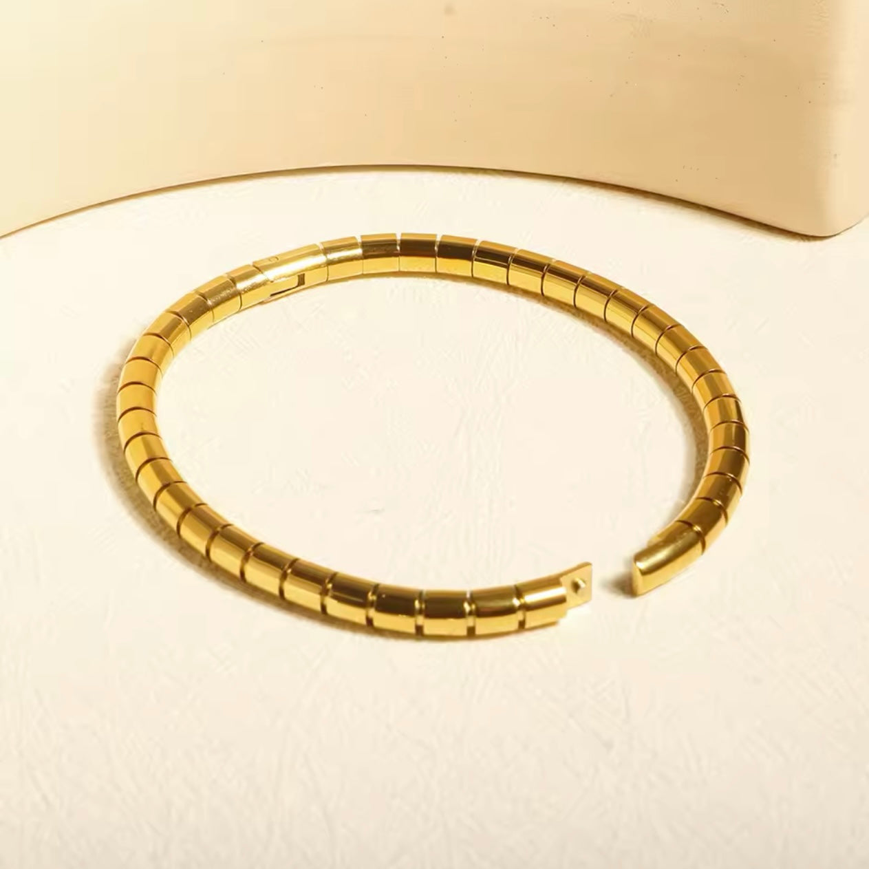 Golden Segment Flex