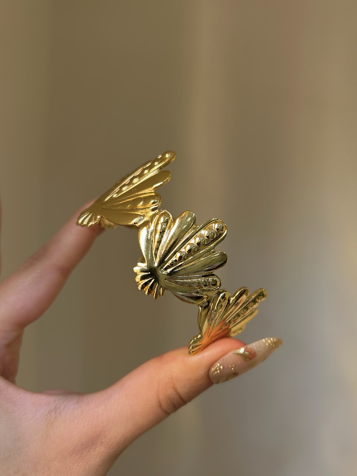 Golden Seashell Statement Cuff