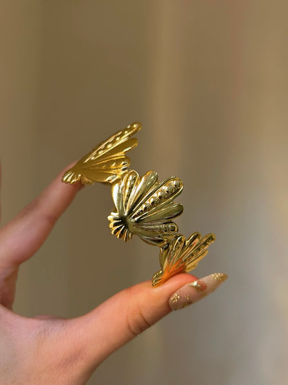 Golden Seashell Statement Cuff