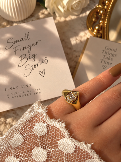 Royal Baguette Pinky Signet