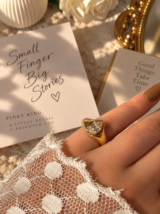 Royal Baguette Pinky Signet