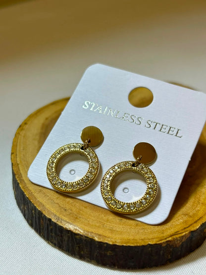 Golden Circle Halo Studs
